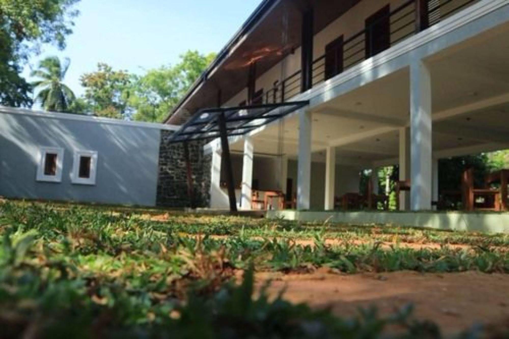Athena Lake By Seedevi Dambulla Exterior photo